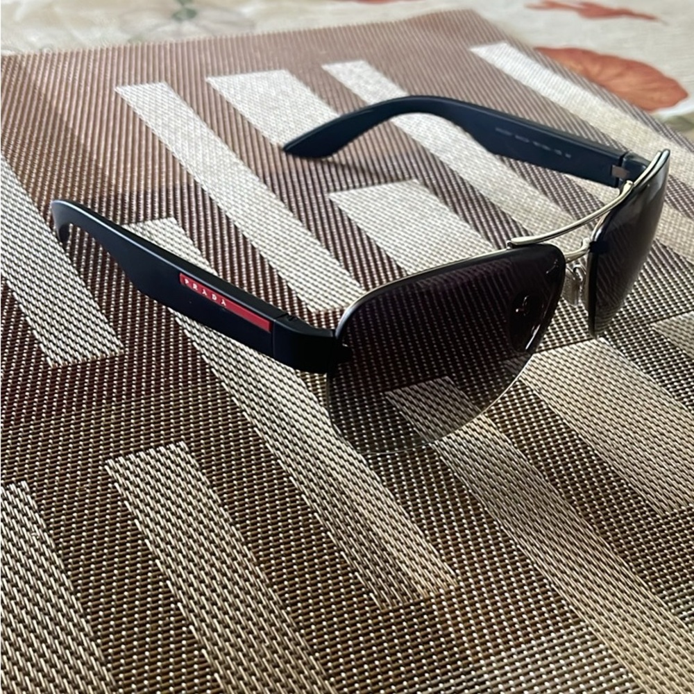 Prada men’s sunglasses - Picture 2 of 4